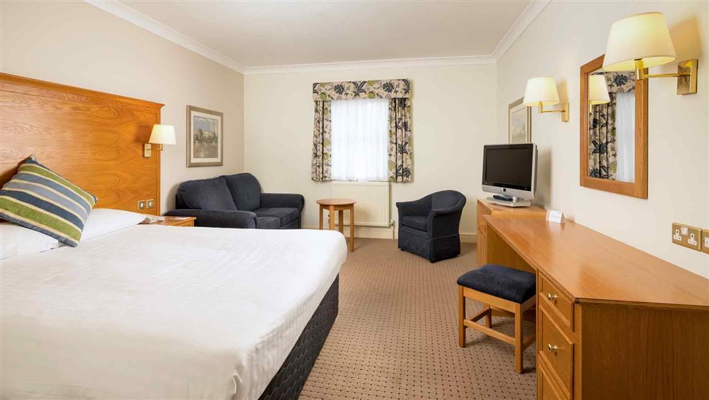 Mercure Bristol North The Grange Hotel Winterbourne Exterior foto