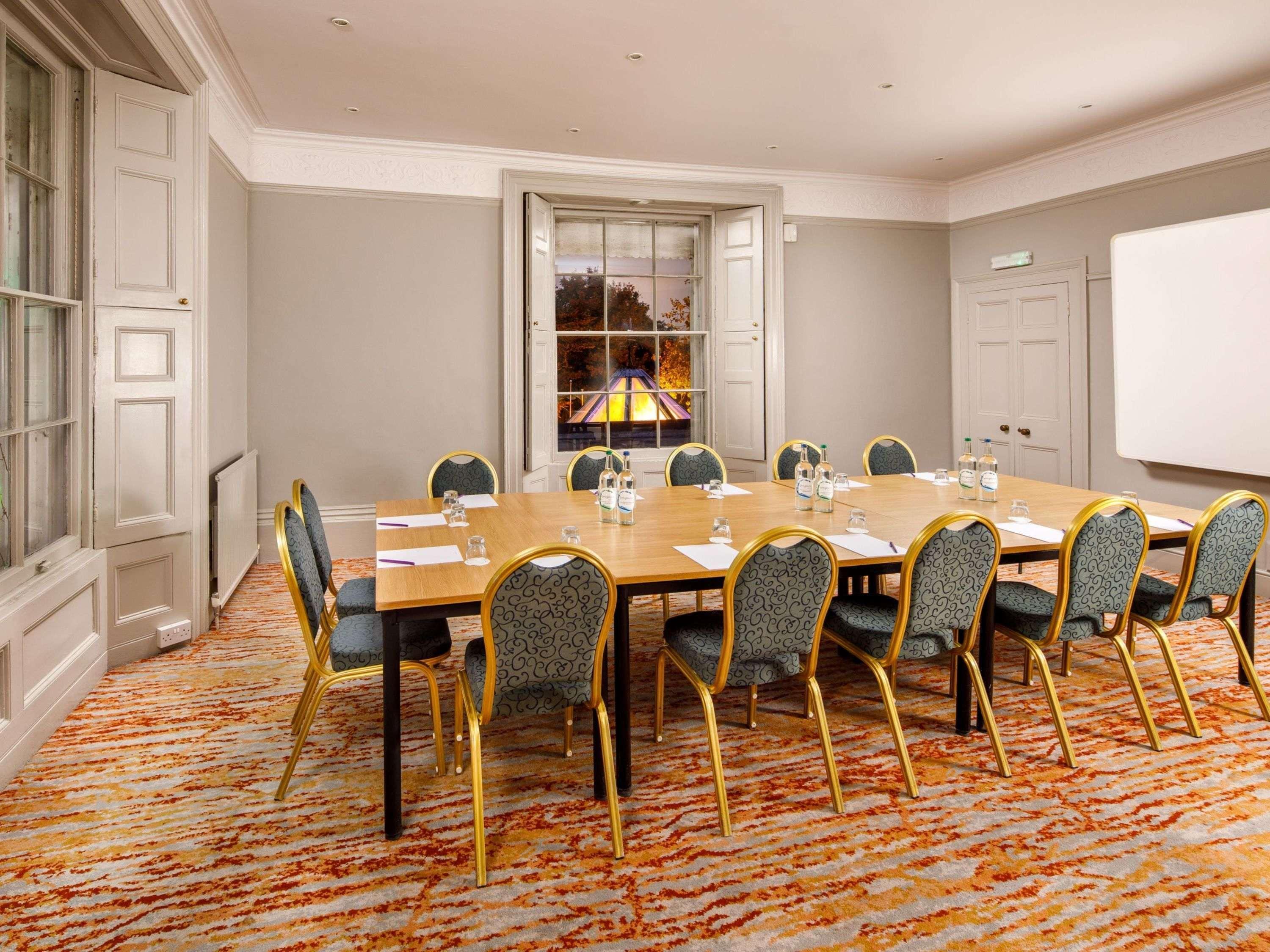 Mercure Bristol North The Grange Hotel Winterbourne Exterior foto