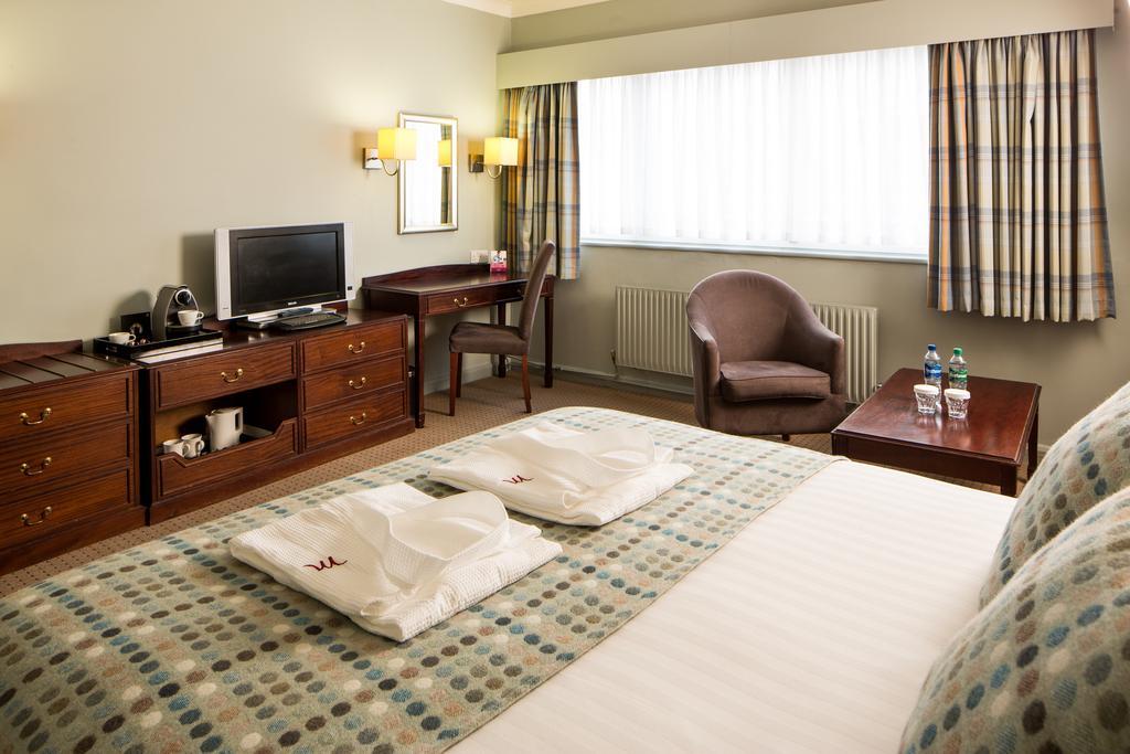 Mercure Bristol North The Grange Hotel Winterbourne Exterior foto
